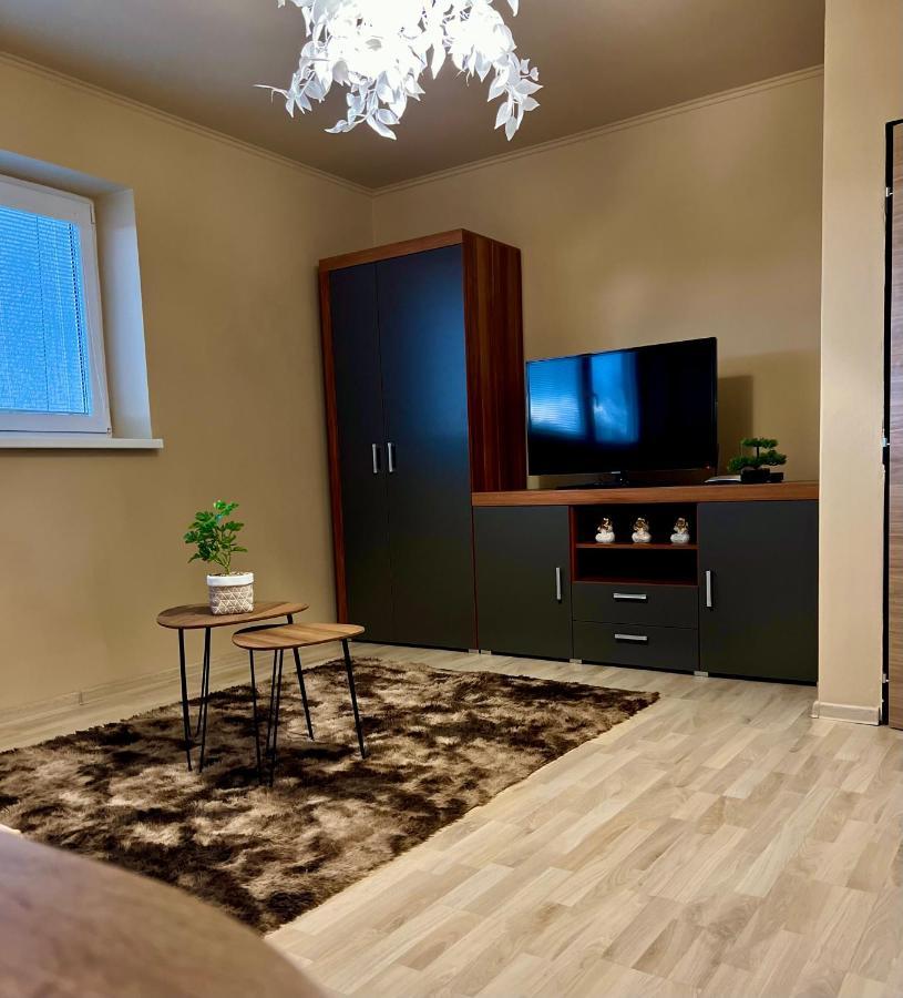Garzon/ Studio Apartment Sahy Bagian luar foto